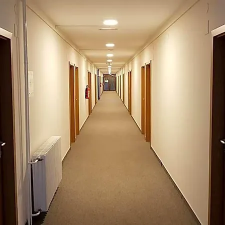 Hotel Zagreb 2*